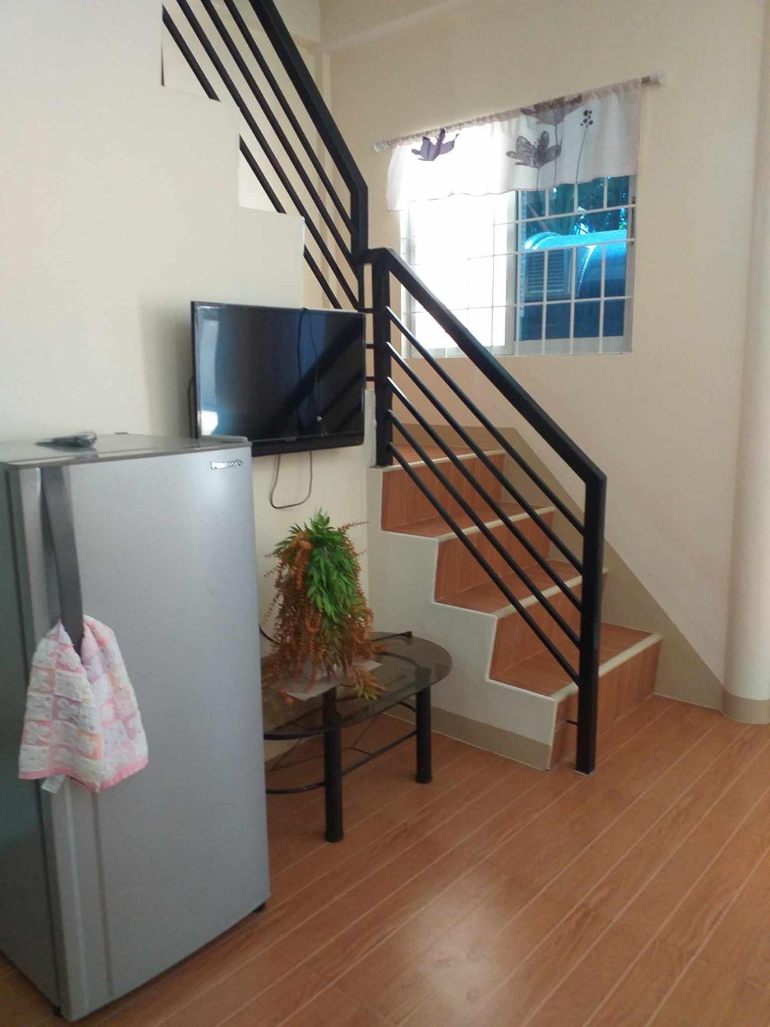 Estilo Apartment 2-Storey Clarin  エクステリア 写真
