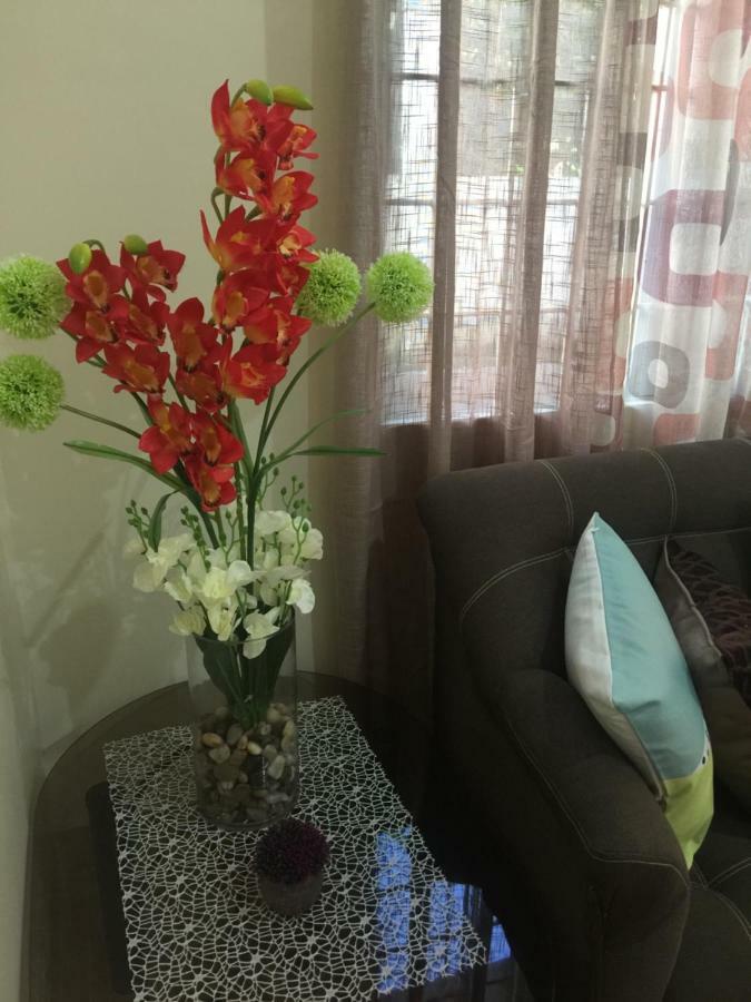 Estilo Apartment 2-Storey Clarin  エクステリア 写真