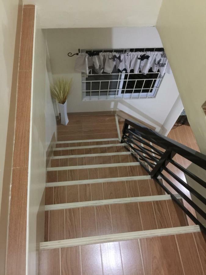 Estilo Apartment 2-Storey Clarin  エクステリア 写真